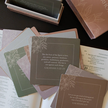 Prayers for Motherhood Verse Card Set
