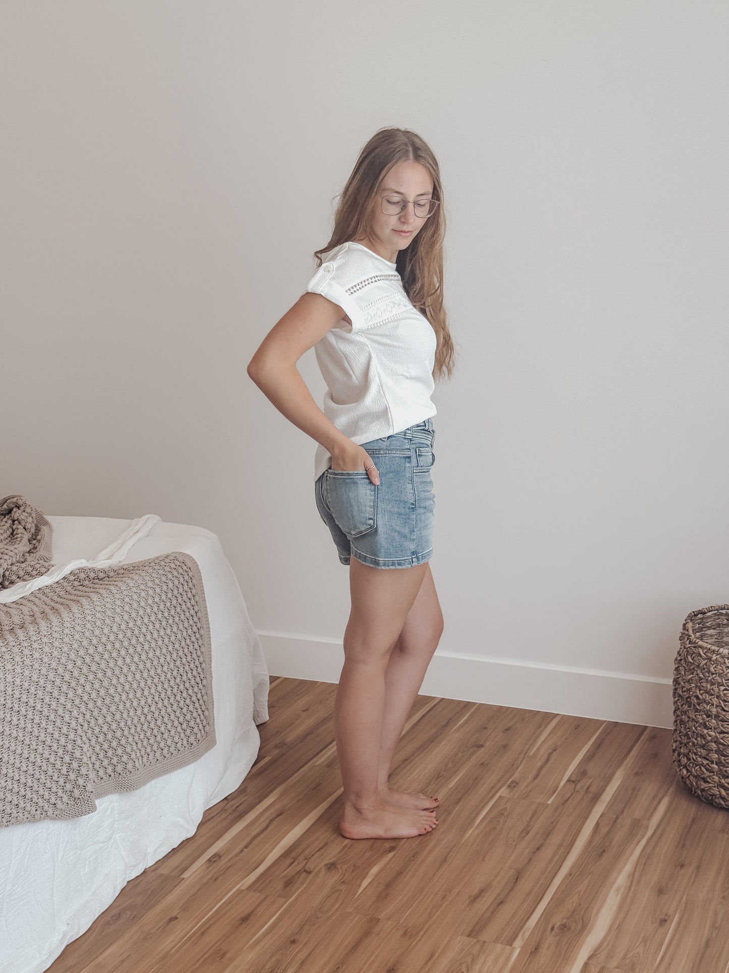 Risen Tummy Control High Rise Bow Detailed Shorts - Medium Wash